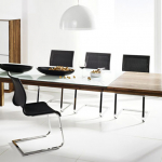tisch_magnum_06_hp_01.jpg